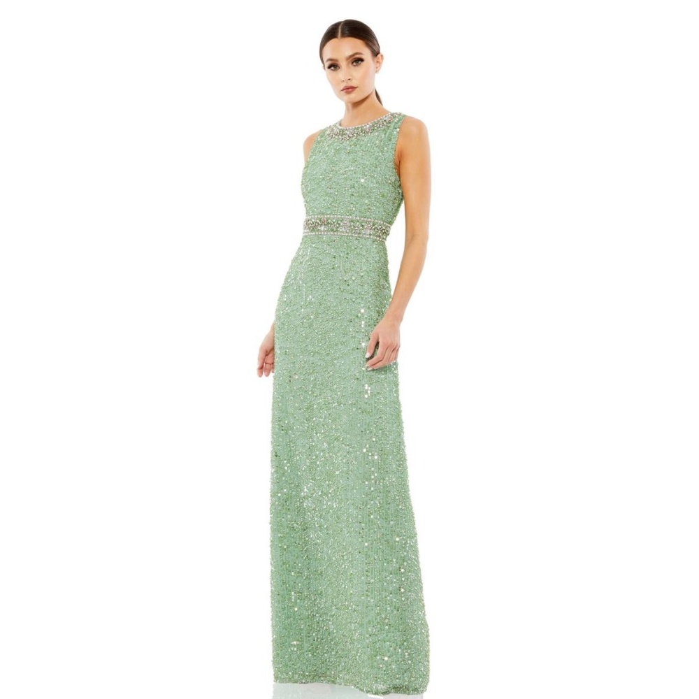 MAC DUGGAL: Sequined Sleeveless Embellished Neckline Gown in Mint (NWT)